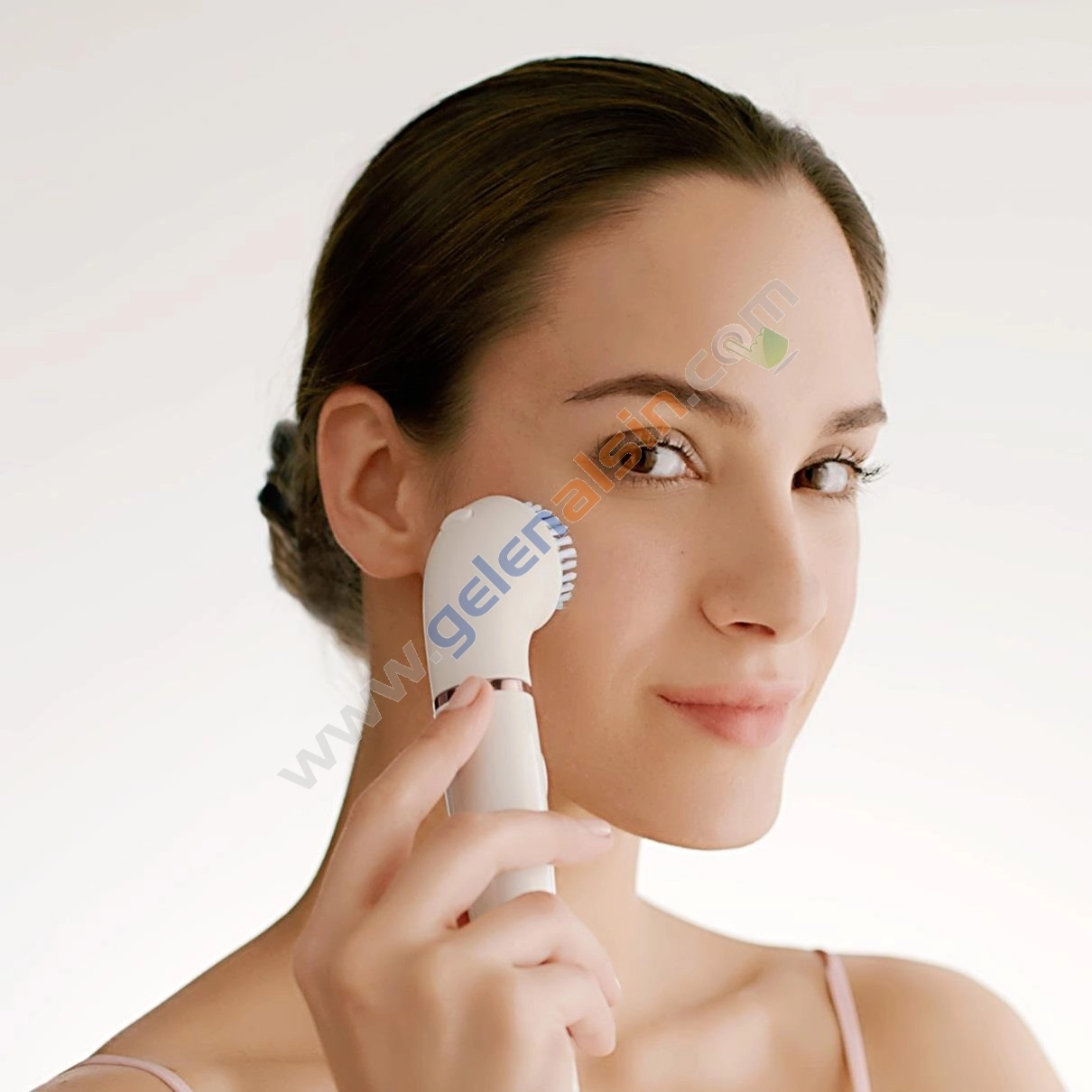 Braun FaceSpa Pro 911 Yüz Epilatörü ve Yüz Temizleme Cihazı