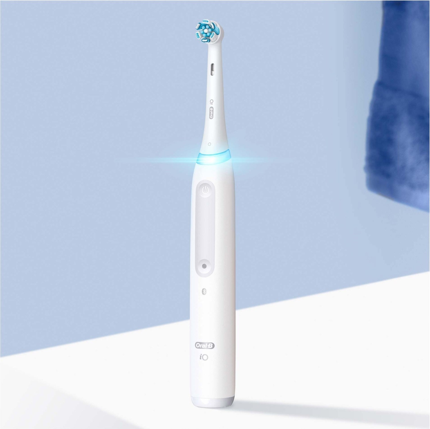 Oral-B iO 4 Şarjlı Diş Fırçası - Beyaz