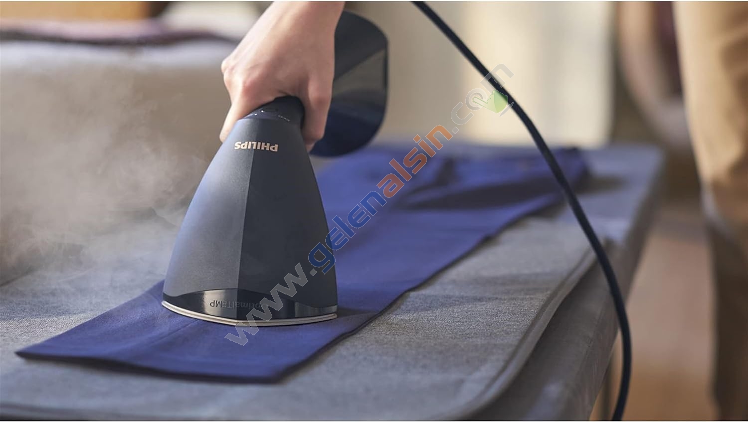 Philips GC810-20 1600 W Buharlı Düzleştirici Ütü